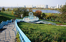 В Братеевском парке благоустроено 1,5 км набережной Москвы-реки
