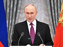 Путин поздравил самбистов с профессиональным праздником