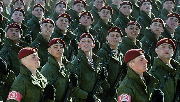Таджикские военные примут участие в параде Победы в Москве