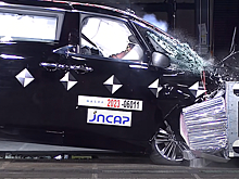 Toyota Alphard не заработал максимальную оценку в ходе краш-тестов
