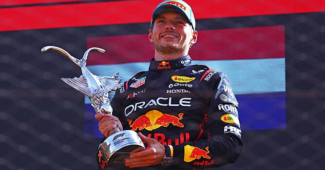 Джонни Херберт о песне в честь Ферстаппена: «Тифози считают, что Макс переломил бы ситуацию в «Феррари»