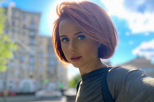 Звезда "Папиных дочек" Карпович кардинально сменила имидж после разрыва с Прилучным