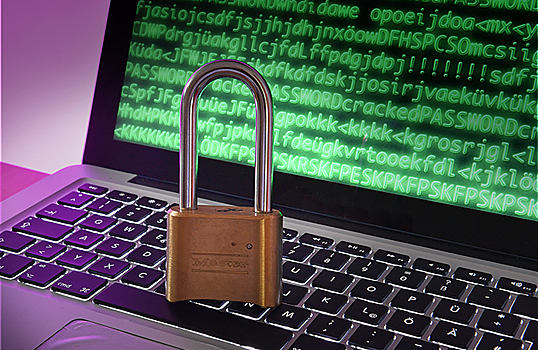Минцифры пересматривает список зарубежных IT-компаний и хочет лишить их некоторых льгот