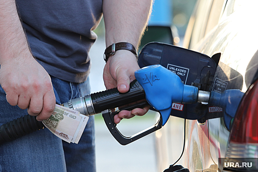 В ХМАО на АЗС выросли цены на топливо