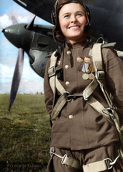 Советская лётчица Мария Долина