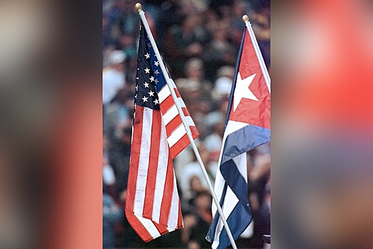 Журналист Снегирев - о том, нападет ли Куба на Америку