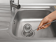 Новый год без засоров. Эксперт «Росводоканала» рассказал, что нельзя спускать в канализацию