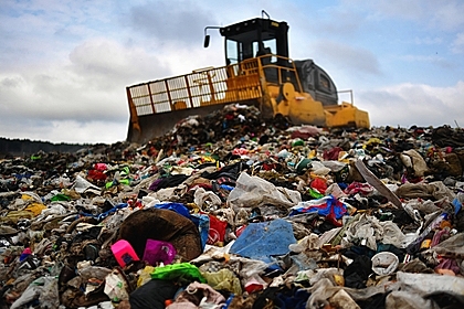 В России предложили перенести мусорную реформу