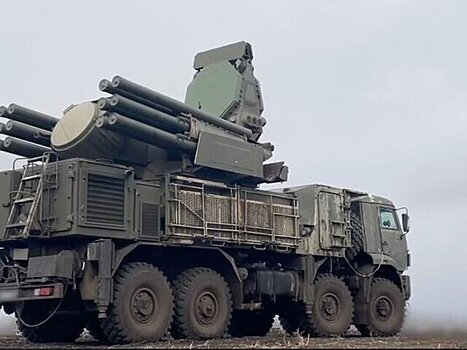 Три жилых дома получили повреждения при атаке дронов в Подмосковье