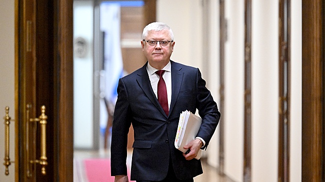 Василий Пискарев: Попытки Запада оказать давление на избирателей в РФ будут усиливаться