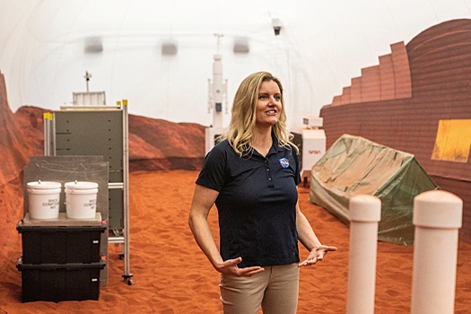 Четыре добровольца больше года проведут в симуляторе, который имитирует условия жизни на Марсе