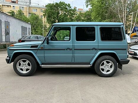 В Москве продают идеально сохранившийся Mercedes-Benz G300 середины 90-х из гаража ФСО