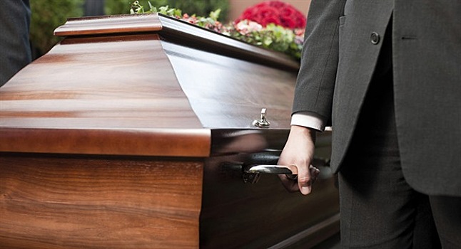 Директора похоронного бюро заподозрили в налоговых преступлениях