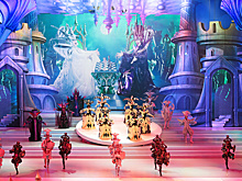 Чем удивит детей главная новогодняя елка в Кремле? Спектакль «Заветные куранты» и сладкие подарки