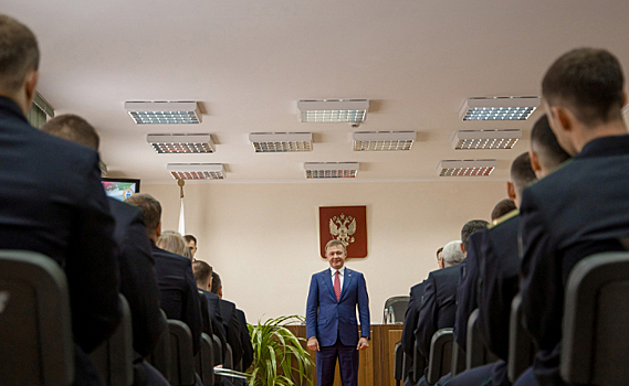 Губернатор Роман Старовойт поздравил пограничников с профессиональным праздником