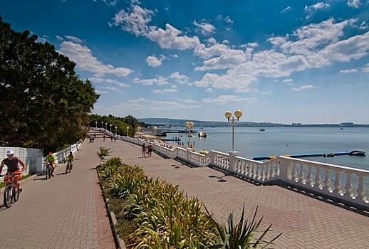 Минкурортов Кубани: нужно мыслить шире и создать единое туристическое пространство с Крымом