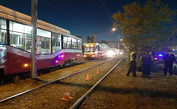 Трамвай №15 раздавил лежащего на рельсах мужчину