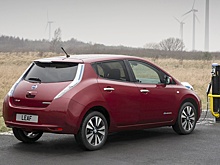 Nissan отключил гибриды от удобных функций. Это разорит владельцев