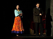 "Поющие струны души" в театре "Ромэн"