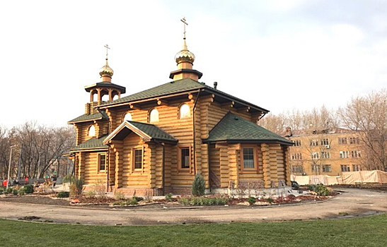 Деревянный храм в честь святого Федора Ушакова на юге Москвы введен в эксплуатацию