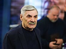 Жена Панкратова-Черного заявила, что актер поскользнулся и повредил ребро