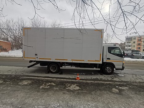 В Новосибирске грузовик сбил 6-летнего мальчика