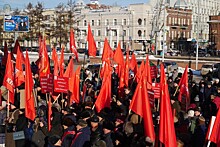 Митинг в поддержку Левченко и Грудинина проходит в центре Москвы