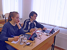 Будущие медики Преображенки научились определять вредные примеси в воде