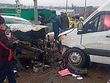Четыре человека погибли в ДТП с участием микроавтобуса в Удмуртии