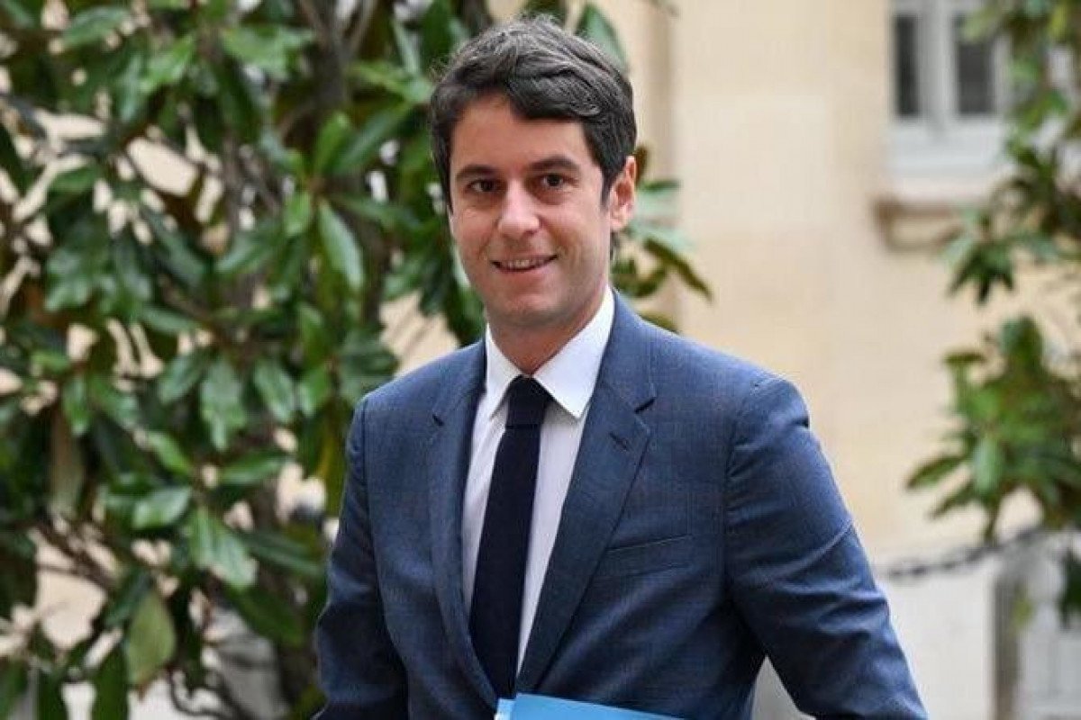 Новый премьер-министр Франции стал самым молодым главой кабмина государства