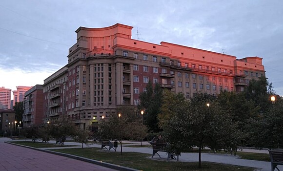 В Новосибирске в 2025 году начнётся капремонт фасада стоквартирного дома