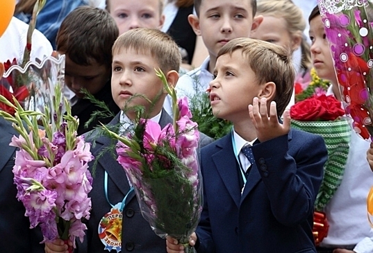 На подарки ко Дню учителя родители потратят больше, чем в прошлом году
