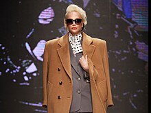 Показ PRODUCT OF IMITATION: видео