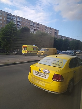 В Калининграде на Московском проспекте произошло ДТП. На месте работает реанимация
