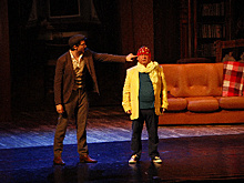 «Смеялись над каждой шуткой»: фестивальный спектакль «Зигзаг удачи» насмешил амурчан