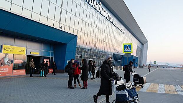 Во Владивосток прибыл борт с эвакуированными с Хайнаня туристами