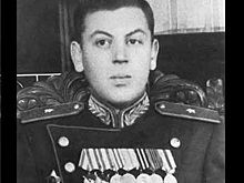 Зачем Василий Сталин сменил фамилию после смерти отца
