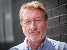 Сценарий нового "Джеймса Бонда" напишет автор "Острых козырьков"