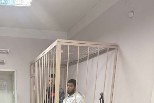 Суд отправил обвиняемых в стрельбе у Исаакиевского собора под домашний арест