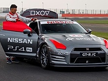 Nissan GT-R проехал по Сильверстоуну, управляемый джойстиком от видеоигры