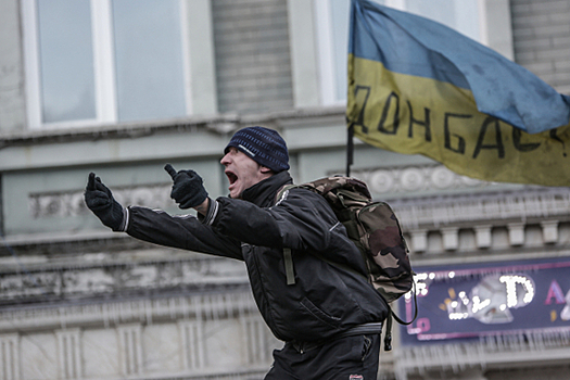 В Киеве националисты подрались с полицейскими
