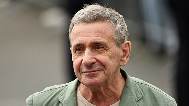 «С Этери Тутберидзе созваниваемся часто. С сыном — практически каждый день». Интервью Бориса Смолкина