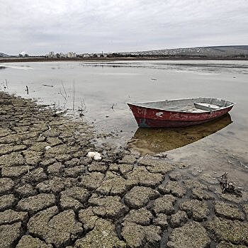 Вода, банки и застройка: какие проблемы испытывает Крым
