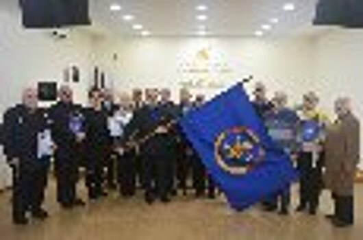 Ветеранам УФСИН России по Томской области вручили знамя