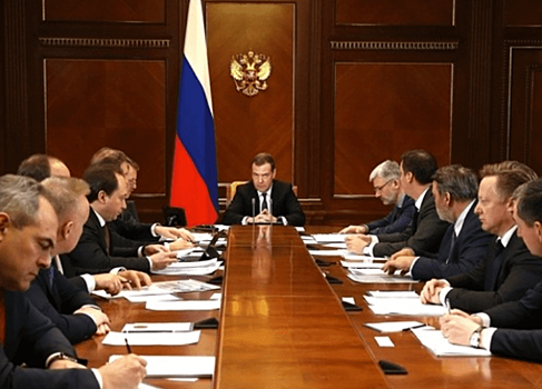 Денис Мантуров принял участие в обсуждении ценообразования на минеральные удобрения