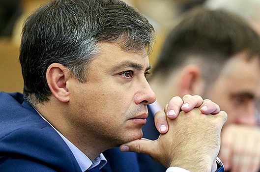 Морозов призвал разрешить медикам приватизировать служебное жильё