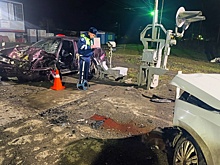 В Екатеринбурге подросток в тайне от родителей купил машину и попал в серьезное ДТП