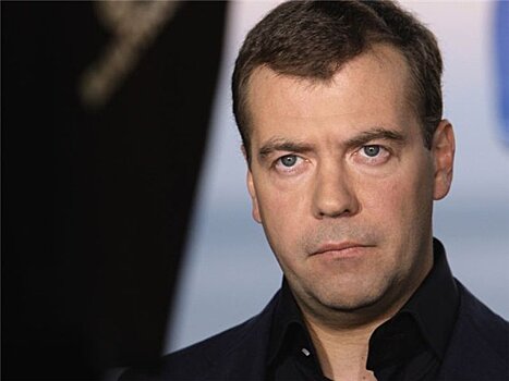 Медведев назвал санкции дорогой в никуда