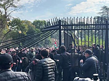 Президент Абхазии встретится с населением для обсуждения политического кризиса