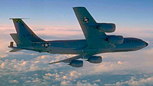 Самолеты США провели 4 разведки у российской базы в Сирии